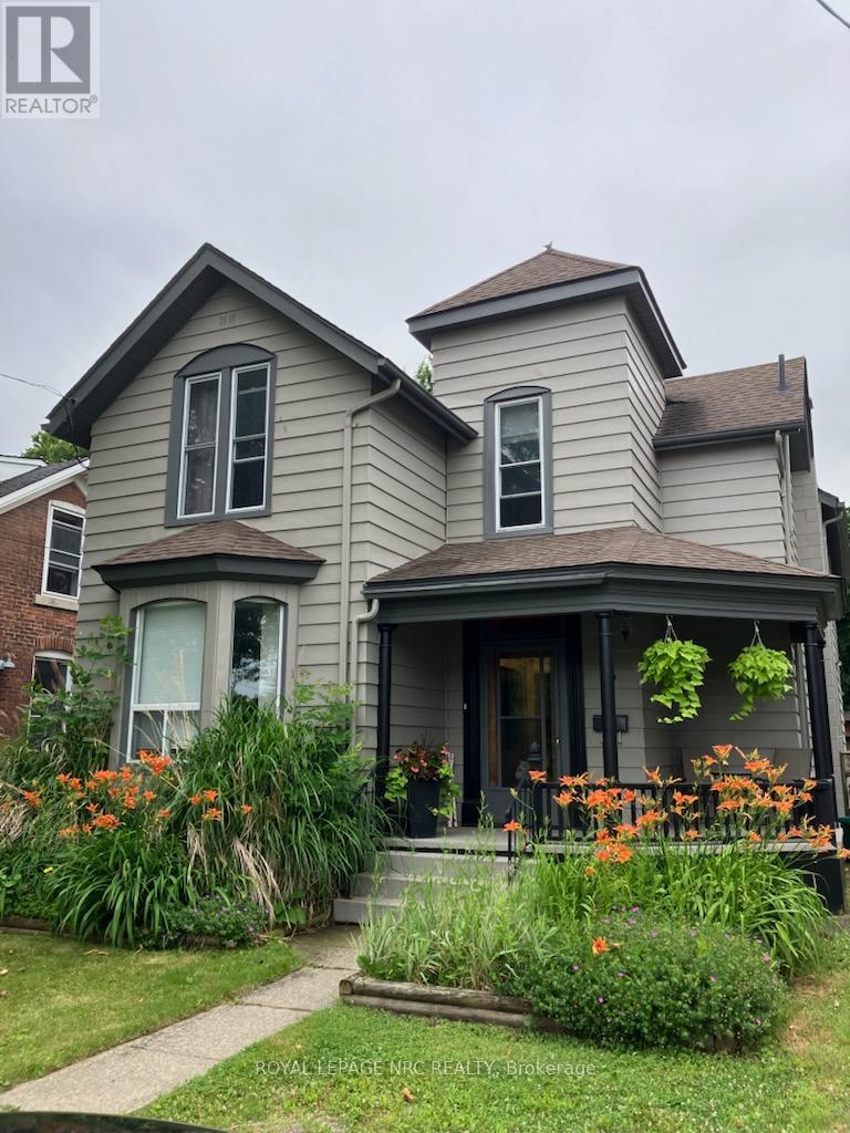 49 Welland Street S, Thorold, Ontario  L2V 2B6 - Photo 2 - X12837096