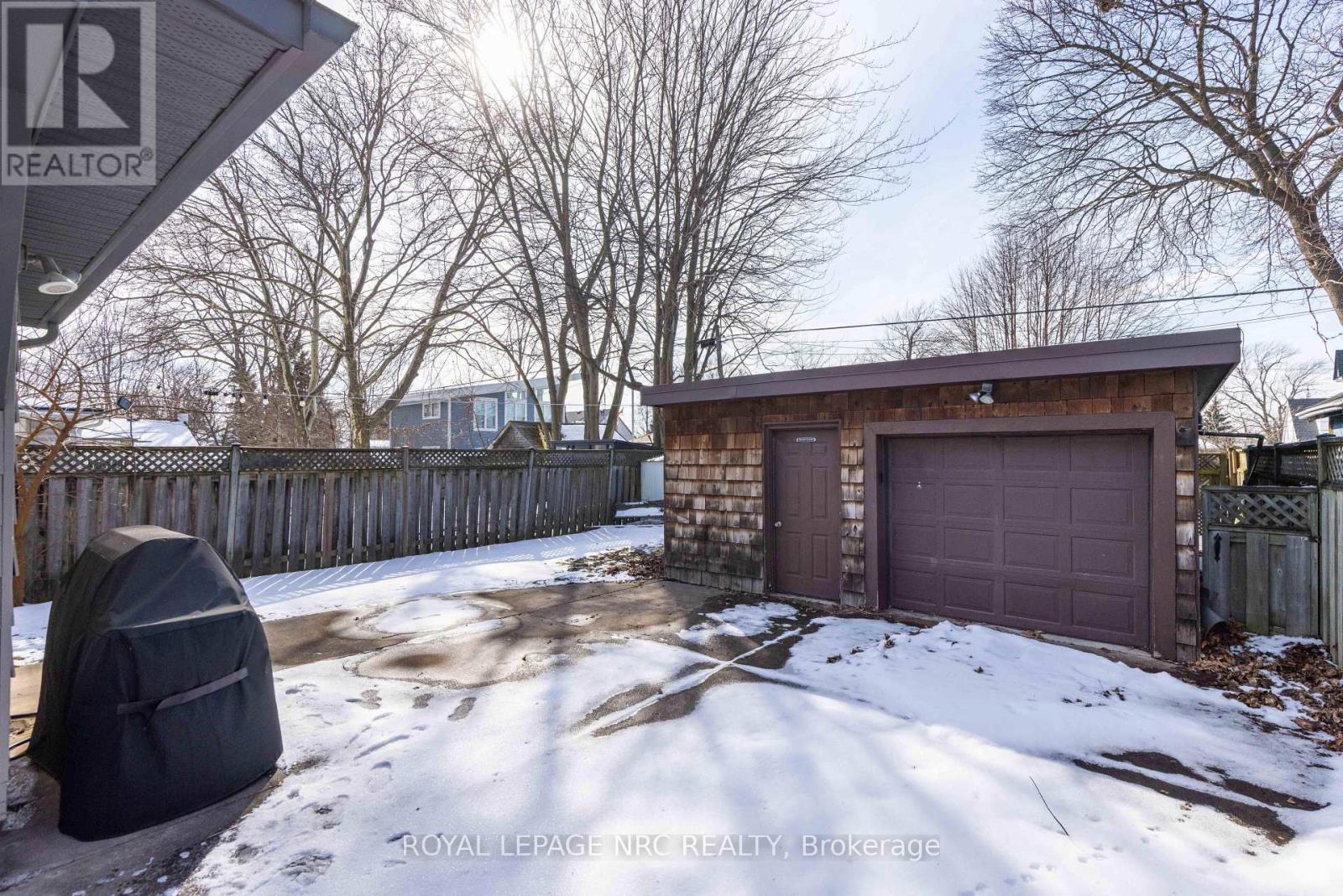 49 Welland Street S, Thorold, Ontario  L2V 2B6 - Photo 28 - X12837096