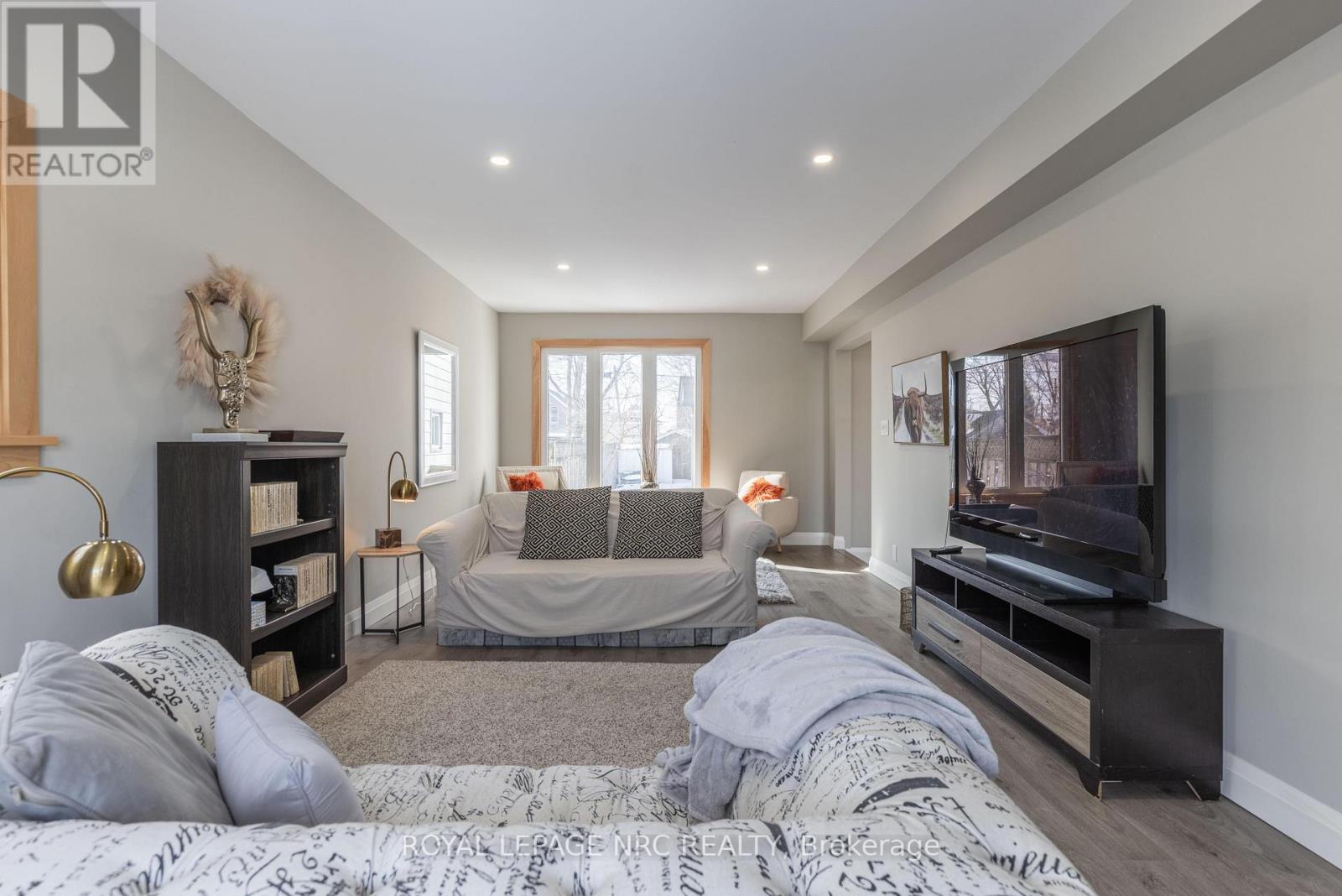 49 Welland Street S, Thorold, Ontario  L2V 2B6 - Photo 9 - X12837096