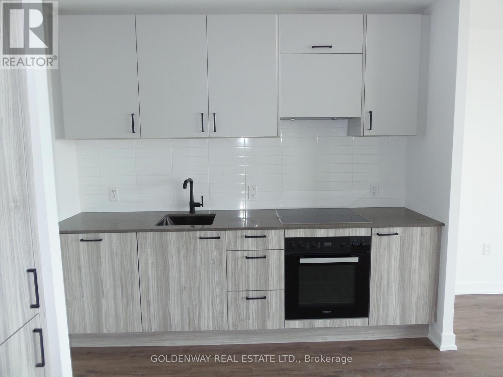 1208 - 1 Quarrington Lane, Toronto, Ontario  M3C 0S4 - Photo 2 - C12834400