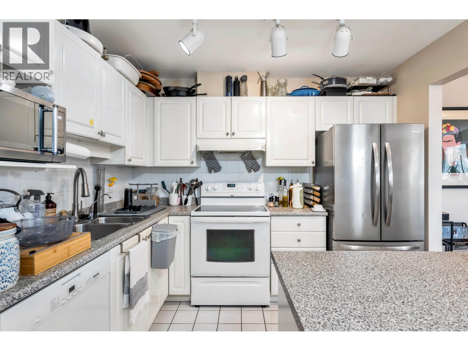 411 2968 Burlington Drive, Coquitlam, British Columbia  V3B 7N4 - Photo 13 - R3095150