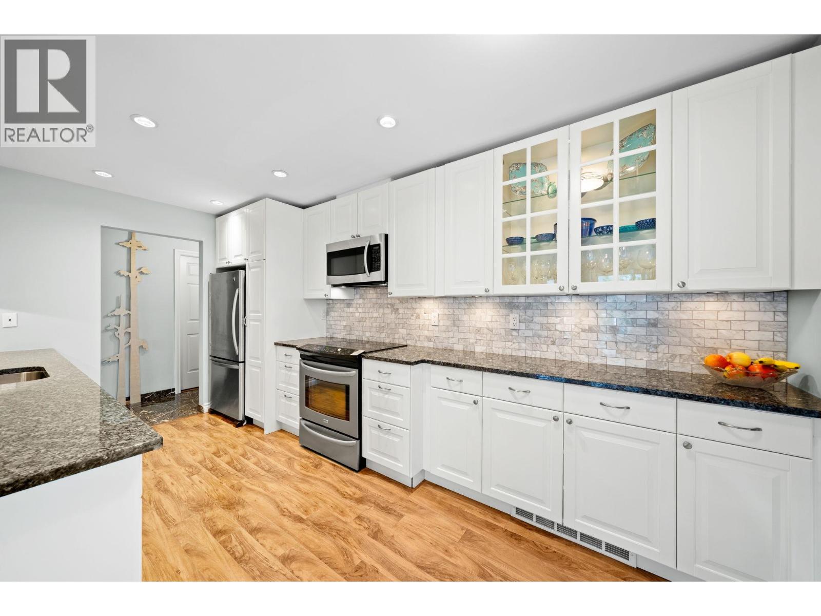 307 1240 Quayside Drive, New Westminster, British Columbia  V3M 6H1 - Photo 14 - R3095157