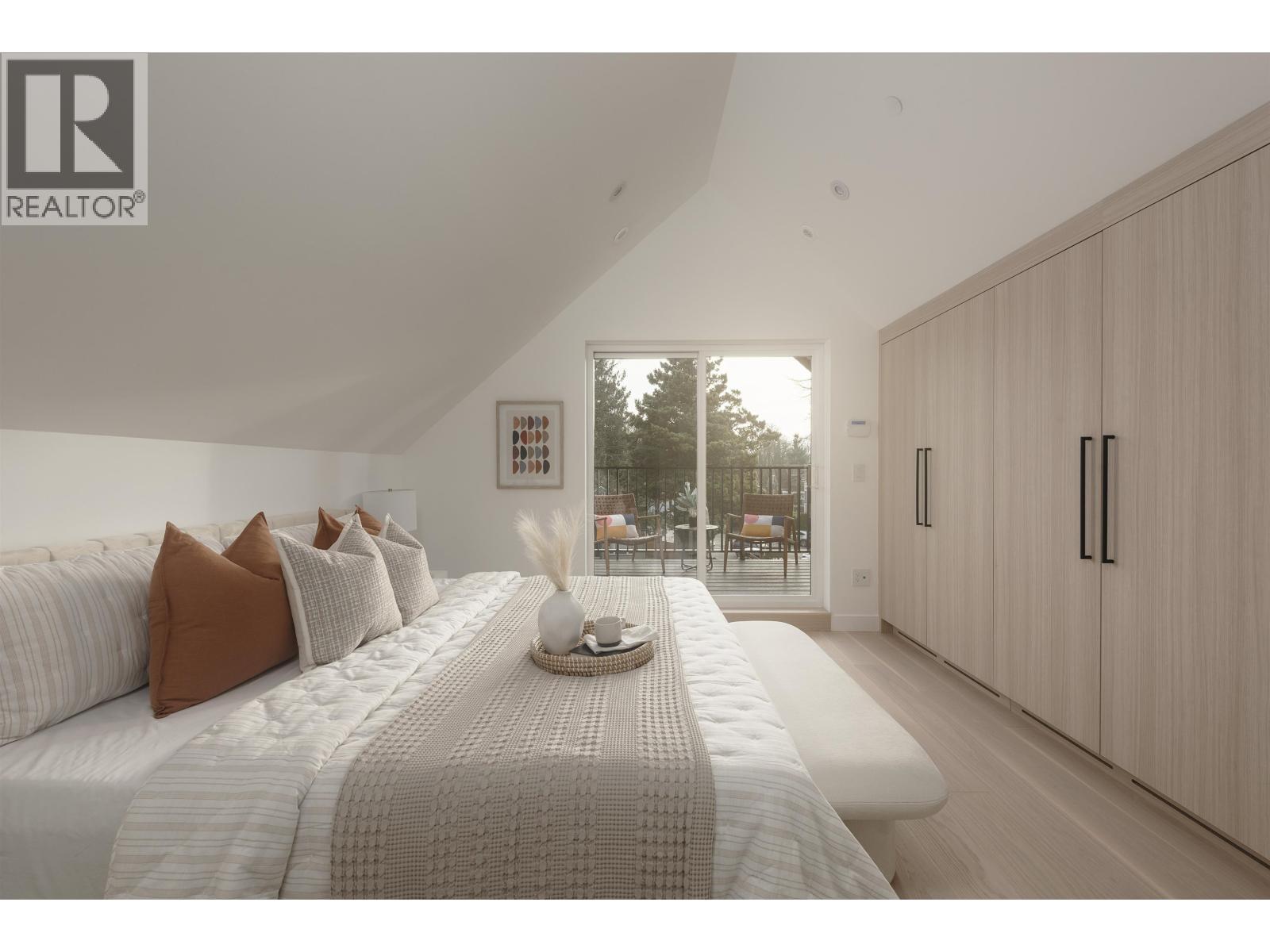 1 2755 W 11th Avenue, Vancouver, British Columbia  V6K 2L8 - Photo 22 - R3095197