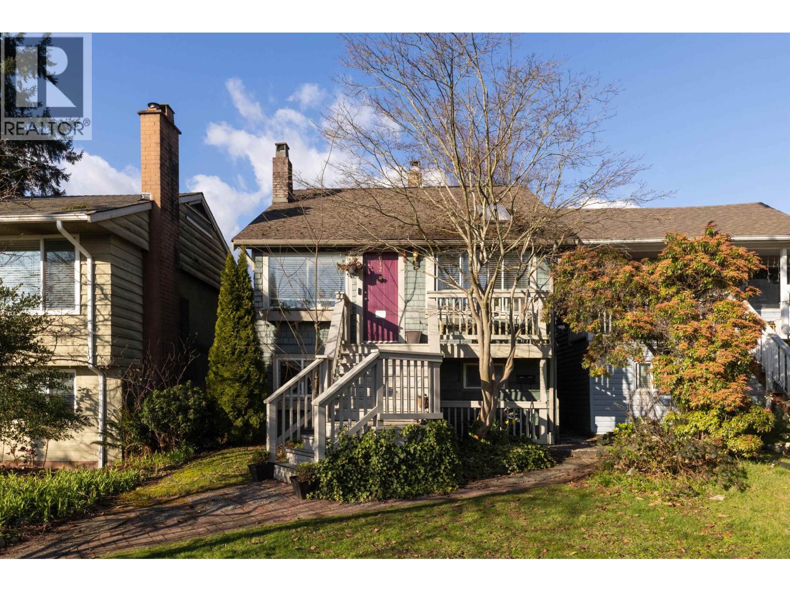612 E 4TH STREET, North Vancouver, British Columbia