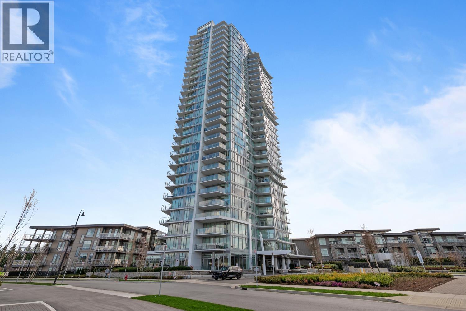 202 7769 PARK CRESCENT, Burnaby, British Columbia