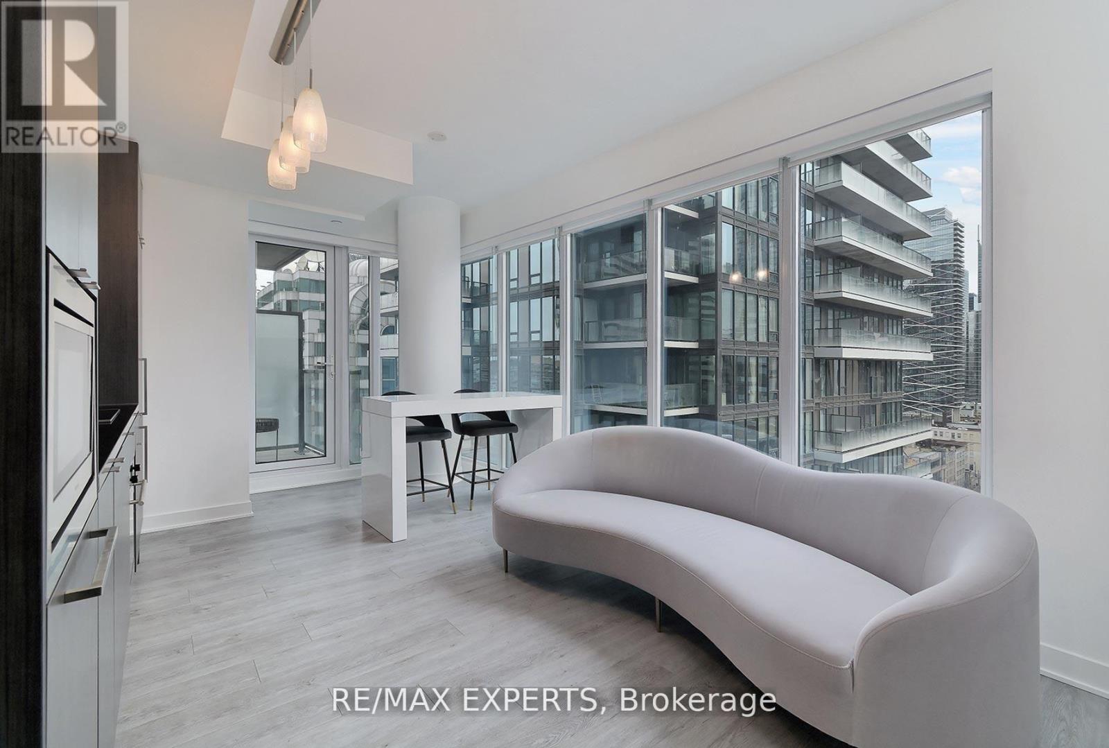 2115 - 115 Blue Jays Way, Toronto, Ontario  M5V 0N4 - Photo 3 - C12837078