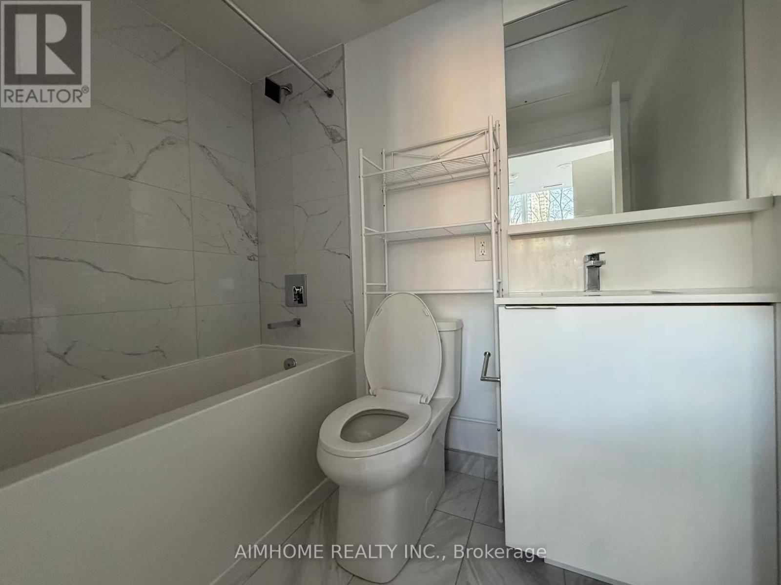 305 - 85 Wood Street, Toronto, Ontario  M4Y 0E8 - Photo 9 - C12837080