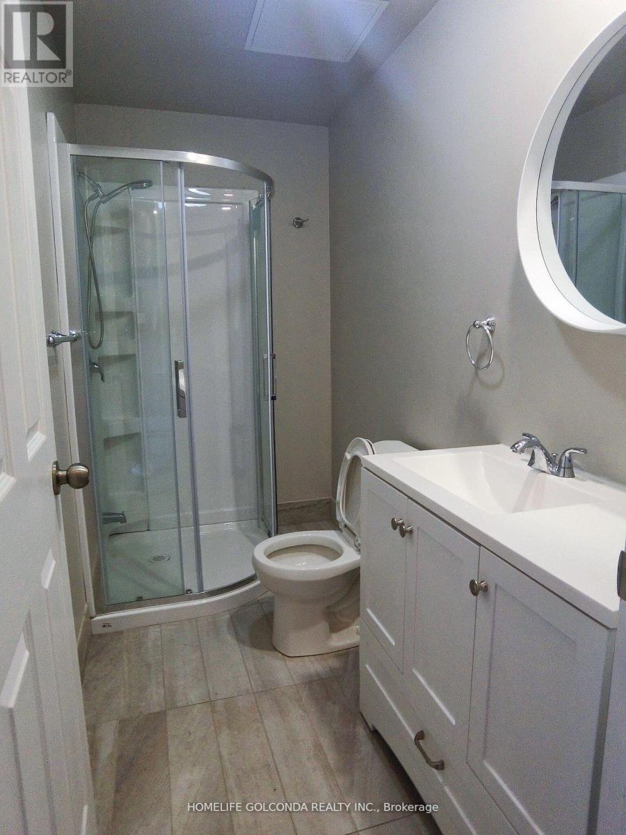 202 - 490 Queen Street W, Toronto, Ontario  M5V 2B3 - Photo 2 - C12837098