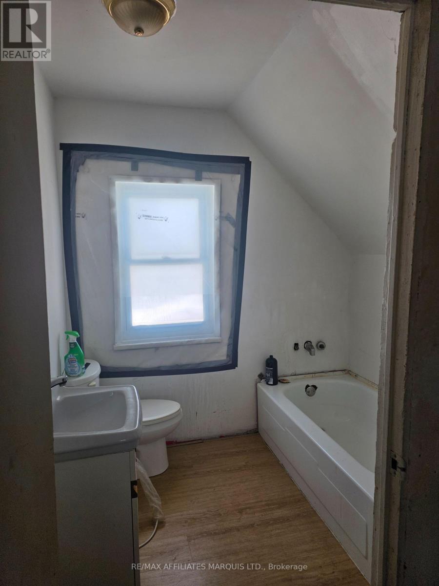 56 Marlborough Street, North Glengarry, Ontario  K0C 1T0 - Photo 16 - X12837066