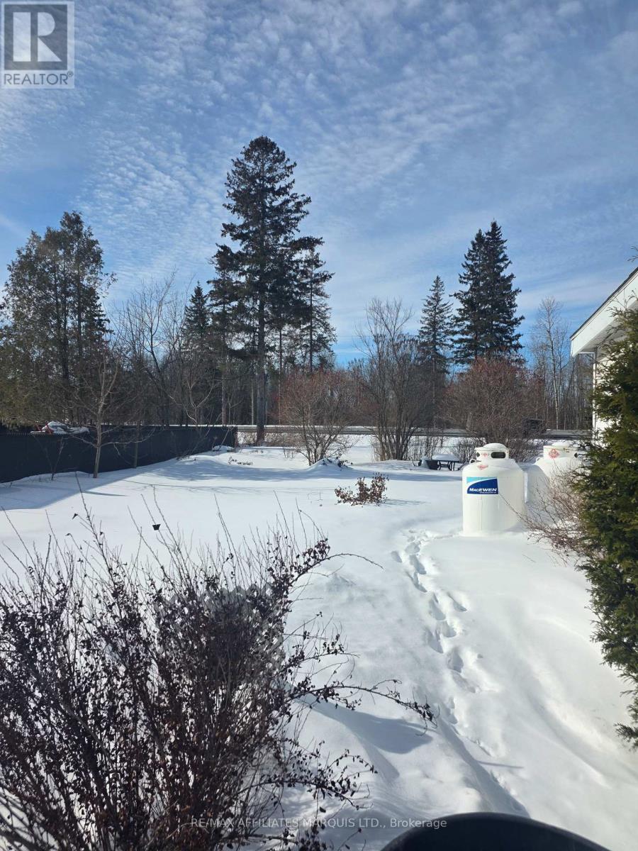 56 Marlborough Street, North Glengarry, Ontario  K0C 1T0 - Photo 19 - X12837066