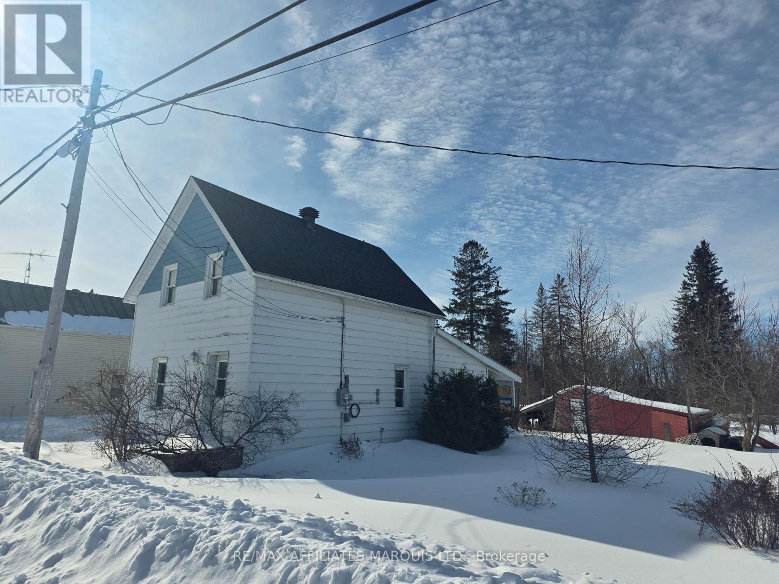 56 Marlborough Street, North Glengarry, Ontario  K0C 1T0 - Photo 2 - X12837066