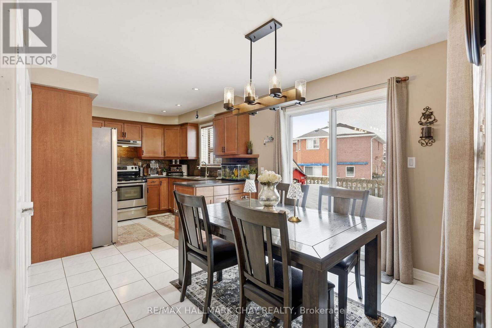 9 Grasett Crescent, Barrie (West Bayfield), Ontario  L4N 6Z8 - Photo 8 - S12837102