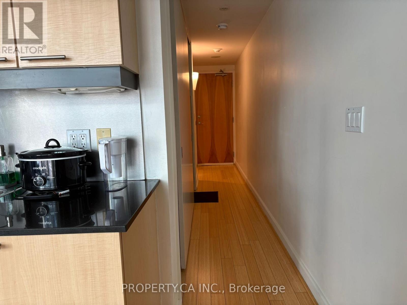 531 - 36 Blue Jays Way, Toronto, Ontario  M5V 3T3 - Photo 9 - C12693592