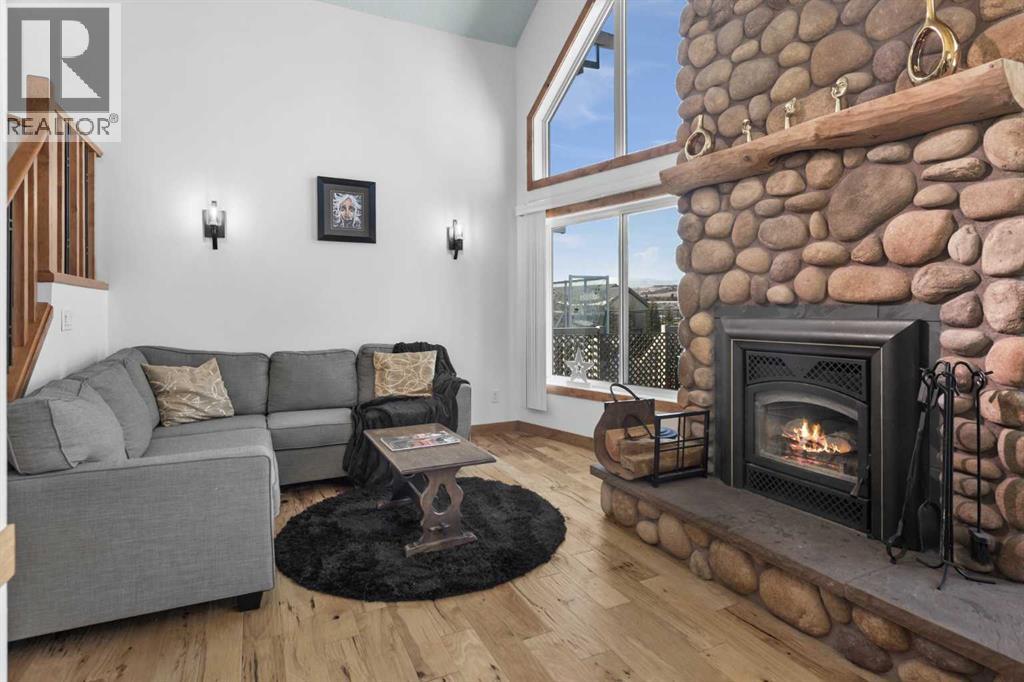 503 Cottageclub Bay, Rural Rocky View County, Alberta  T4C 1B1 - Photo 14 - A2287380