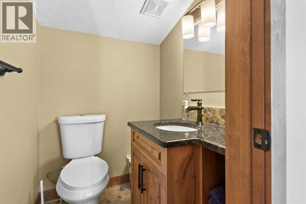 503 Cottageclub Bay, Rural Rocky View County, Alberta  T4C 1B1 - Photo 39 - A2287380