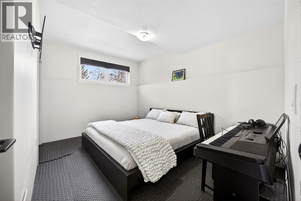 4 Champion Road, Carstairs, Alberta  T0M 0N0 - Photo 37 - A2288886