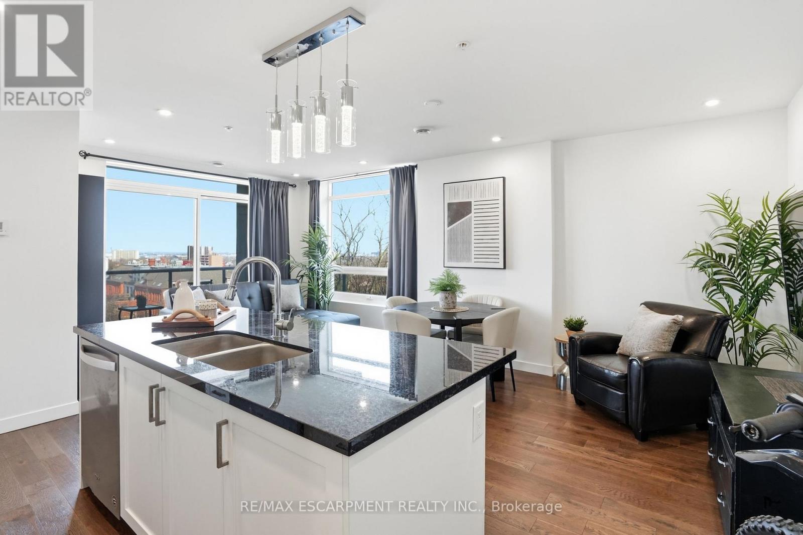 307 - 467 Charlton Avenue E, Hamilton, Ontario  L8N 0B3 - Photo 7 - X12837088