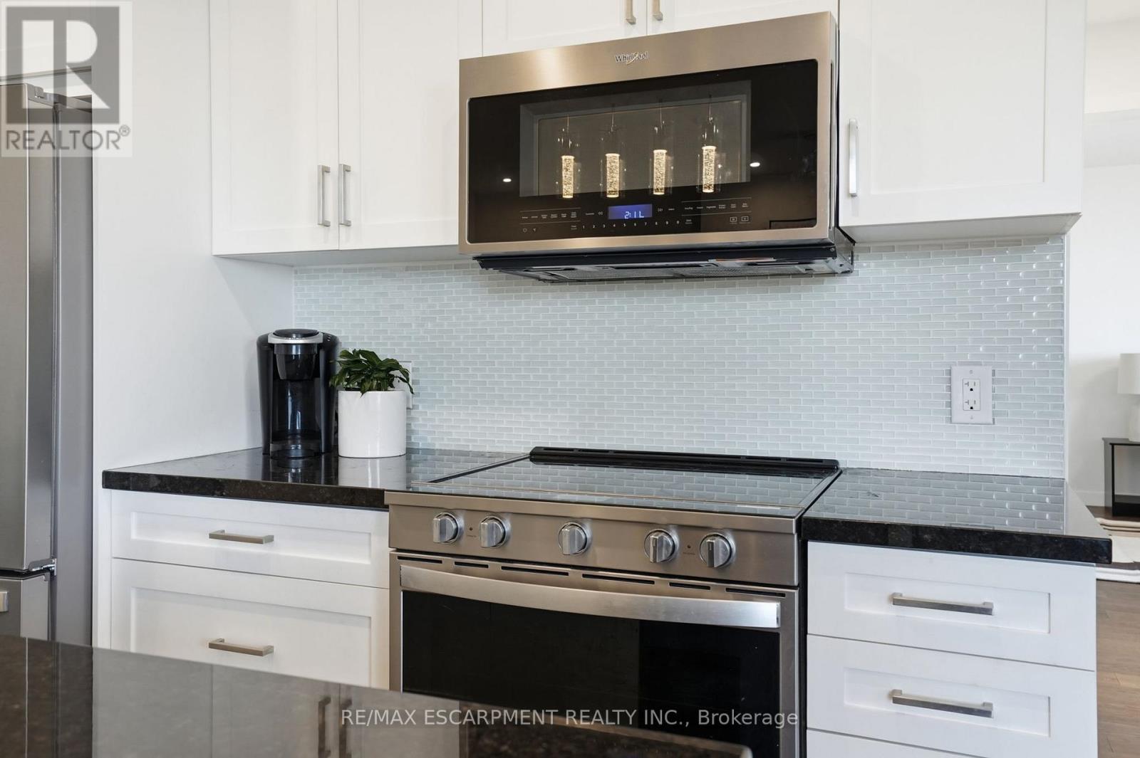 307 - 467 Charlton Avenue E, Hamilton, Ontario  L8N 0B3 - Photo 9 - X12837088