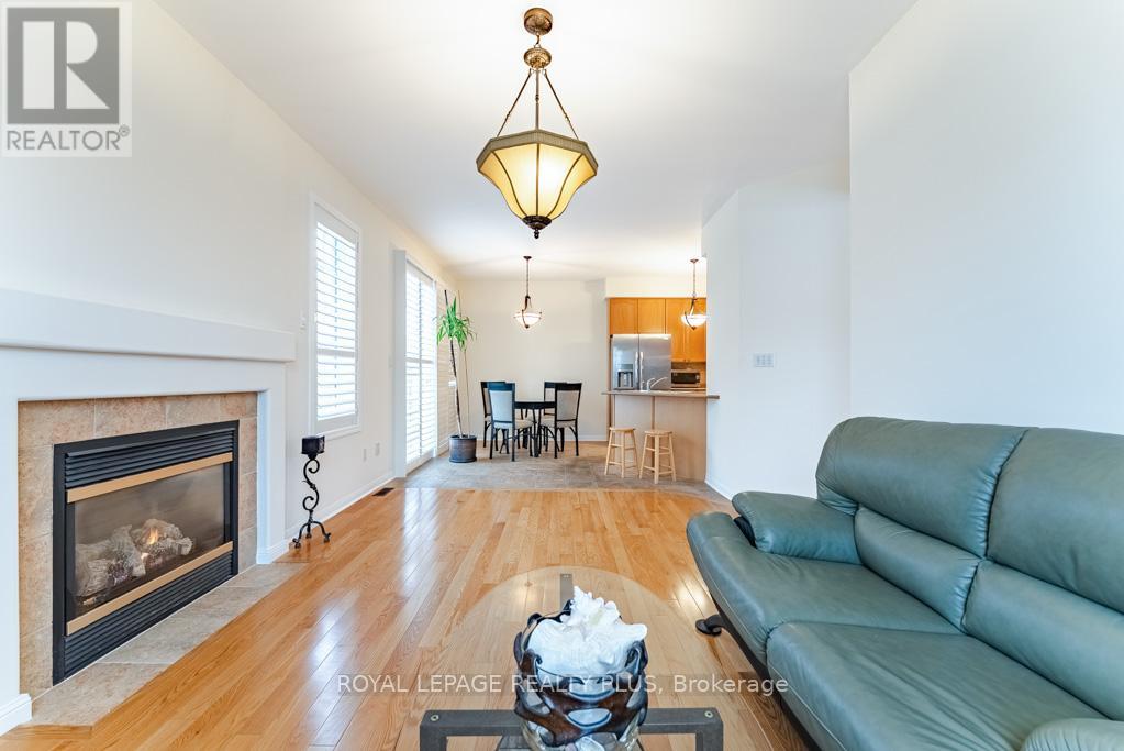 854 Mcduffe Crescent, Milton, Ontario  L9T 6M7 - Photo 17 - W12835350