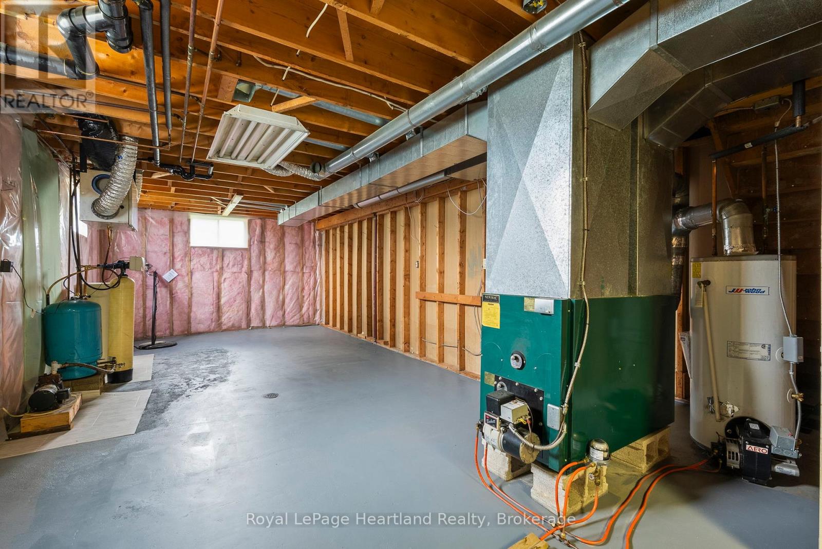 9462 Ayton Road, Minto, Ontario  N0G 1Z0 - Photo 27 - X12837180