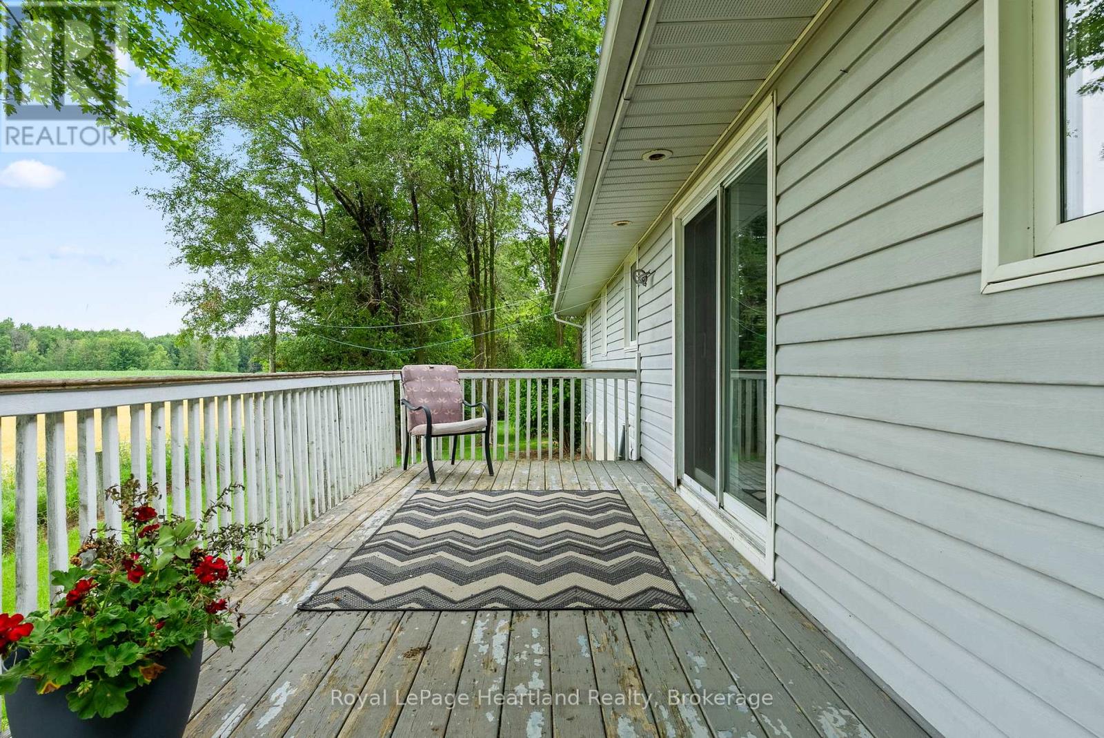 9462 Ayton Road, Minto, Ontario  N0G 1Z0 - Photo 31 - X12837180