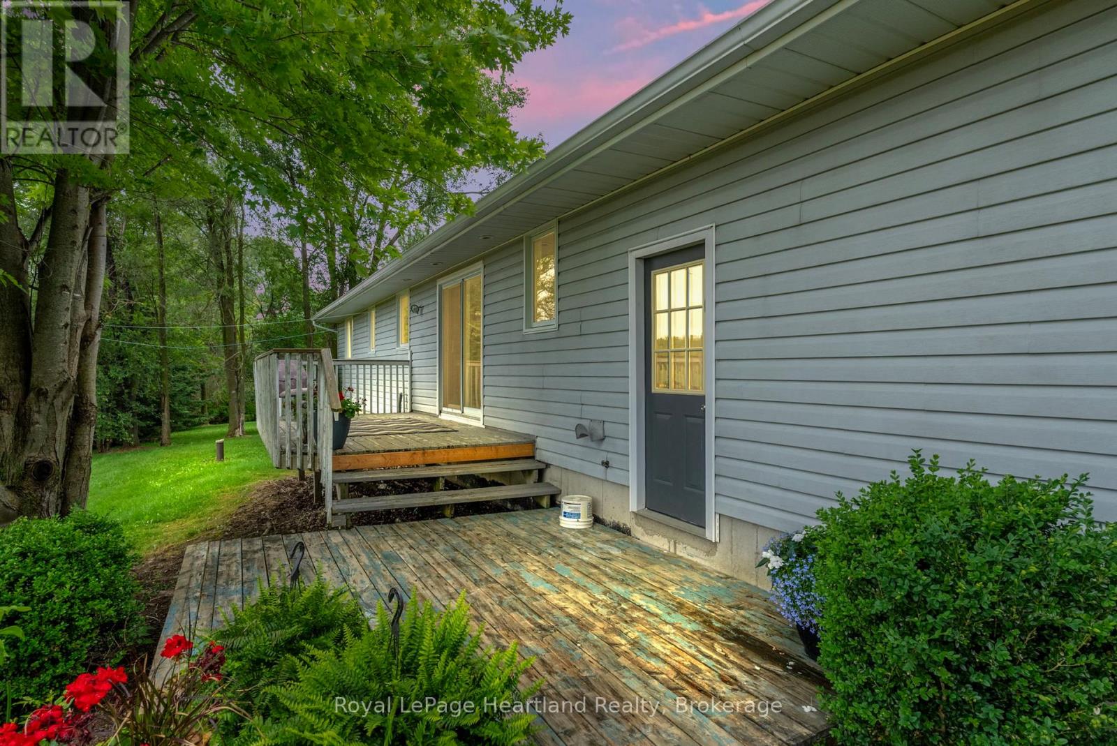 9462 Ayton Road, Minto, Ontario  N0G 1Z0 - Photo 37 - X12837180