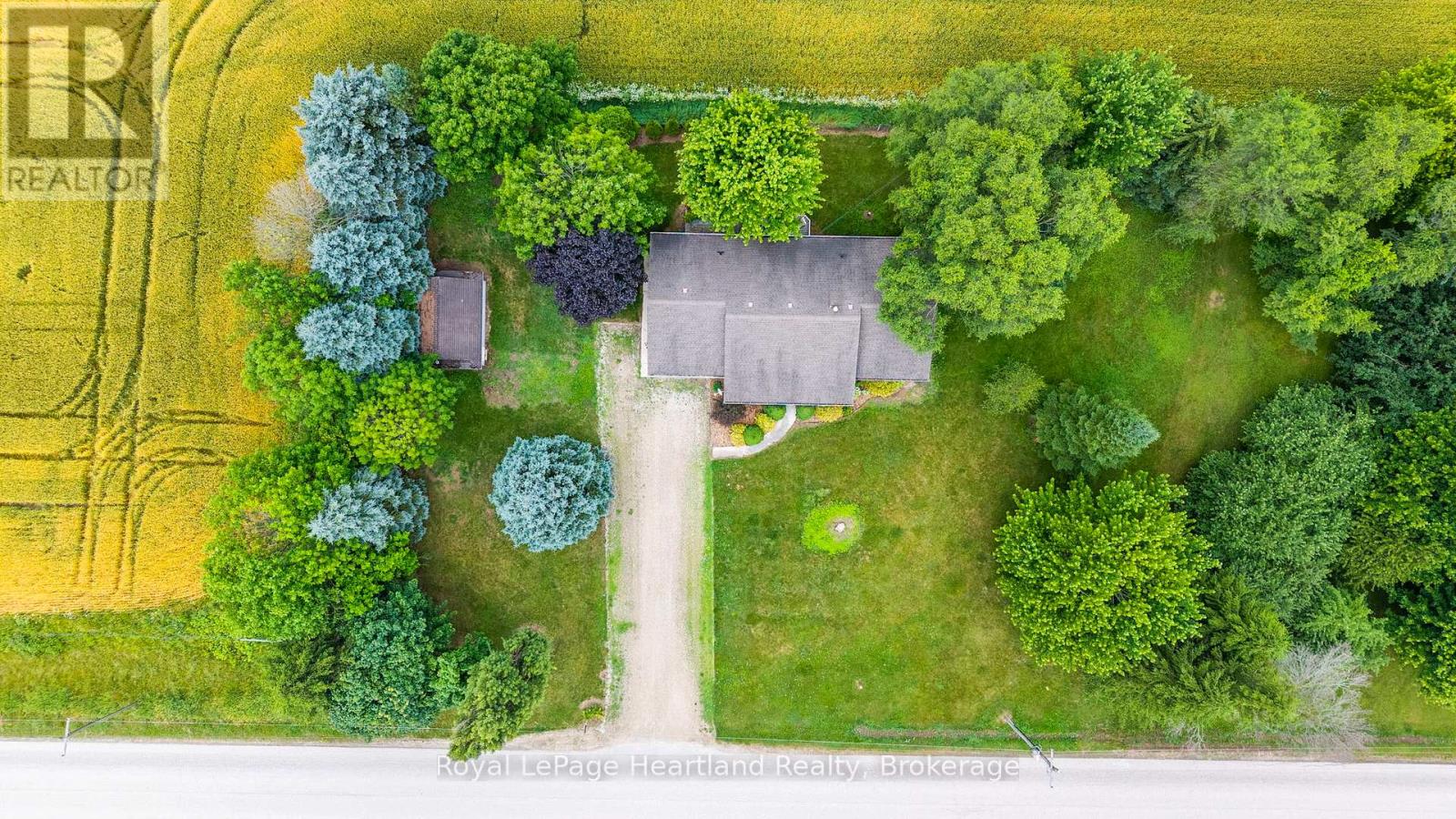 9462 Ayton Road, Minto, Ontario  N0G 1Z0 - Photo 5 - X12837180