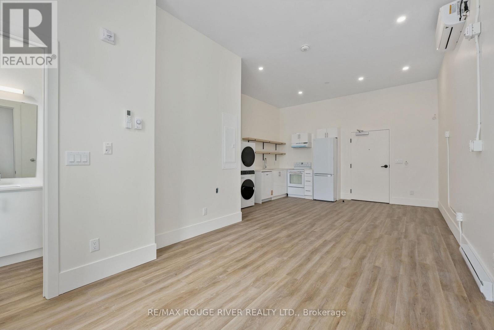 204 - 29a King Street, Cobourg, Ontario  K9A 2M1 - Photo 8 - X12837176