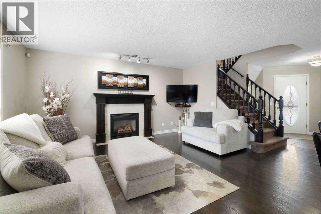 356 Douglas Ridge Green Se, Calgary, Alberta  T2Z 2Z9 - Photo 10 - A2288785