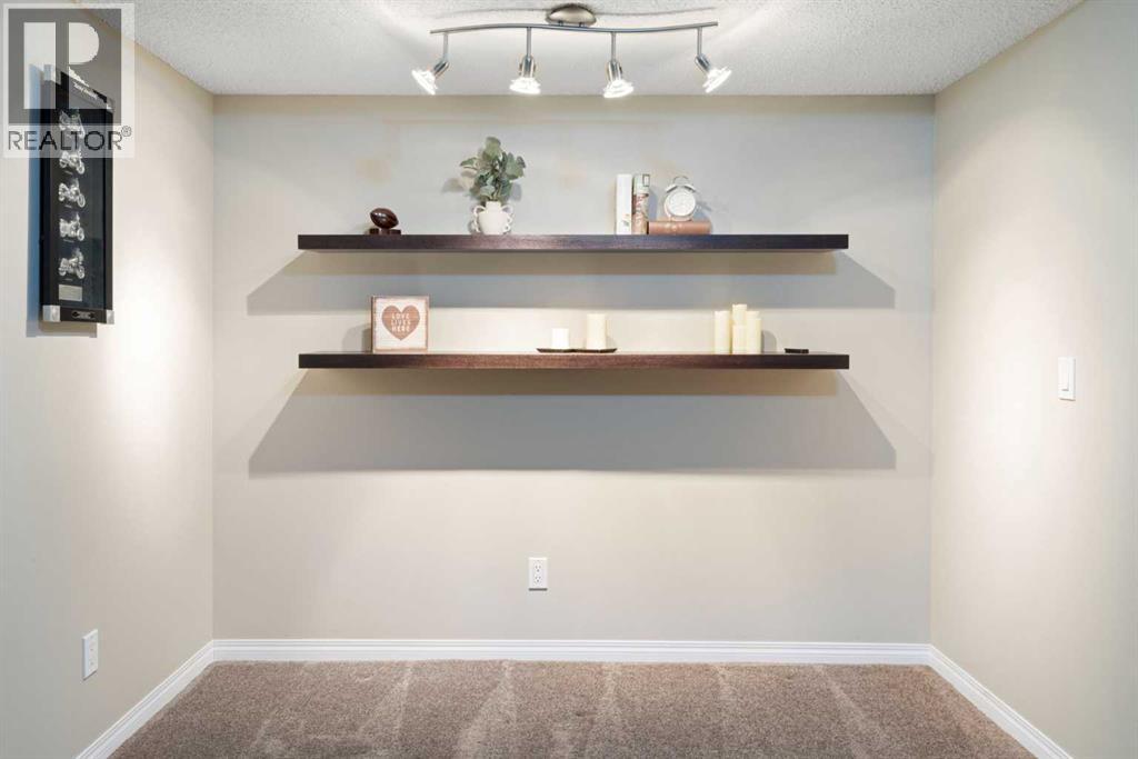 356 Douglas Ridge Green Se, Calgary, Alberta  T2Z 2Z9 - Photo 40 - A2288785