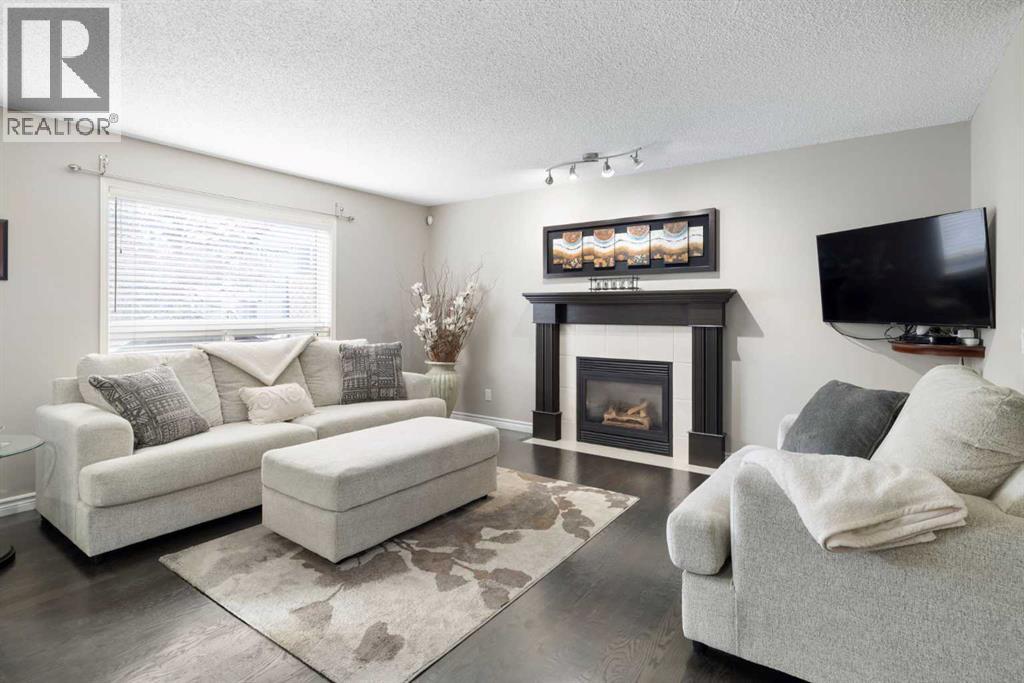 356 Douglas Ridge Green Se, Calgary, Alberta  T2Z 2Z9 - Photo 13 - A2288785