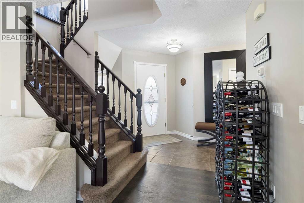 356 Douglas Ridge Green Se, Calgary, Alberta  T2Z 2Z9 - Photo 8 - A2288785