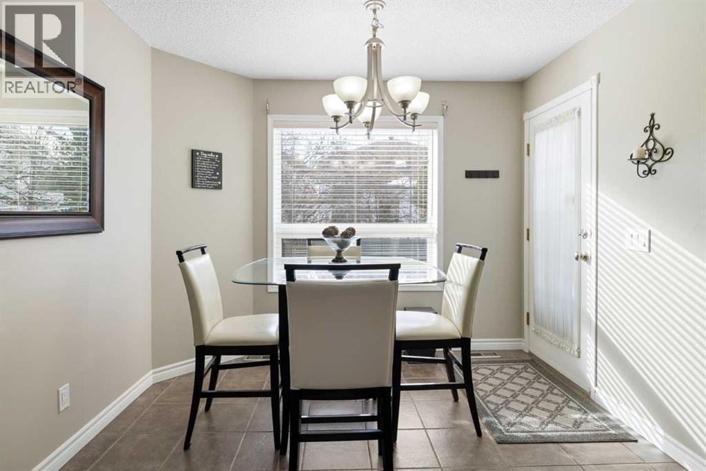 356 Douglas Ridge Green Se, Calgary, Alberta  T2Z 2Z9 - Photo 23 - A2288785