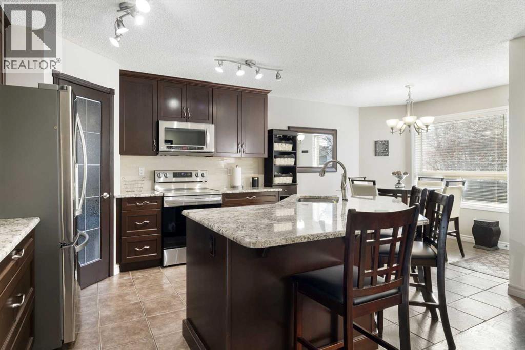 356 Douglas Ridge Green Se, Calgary, Alberta  T2Z 2Z9 - Photo 19 - A2288785