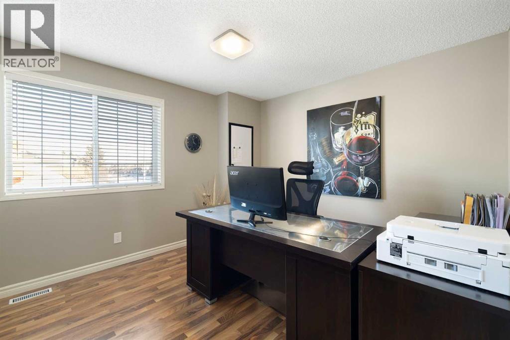 356 Douglas Ridge Green Se, Calgary, Alberta  T2Z 2Z9 - Photo 35 - A2288785