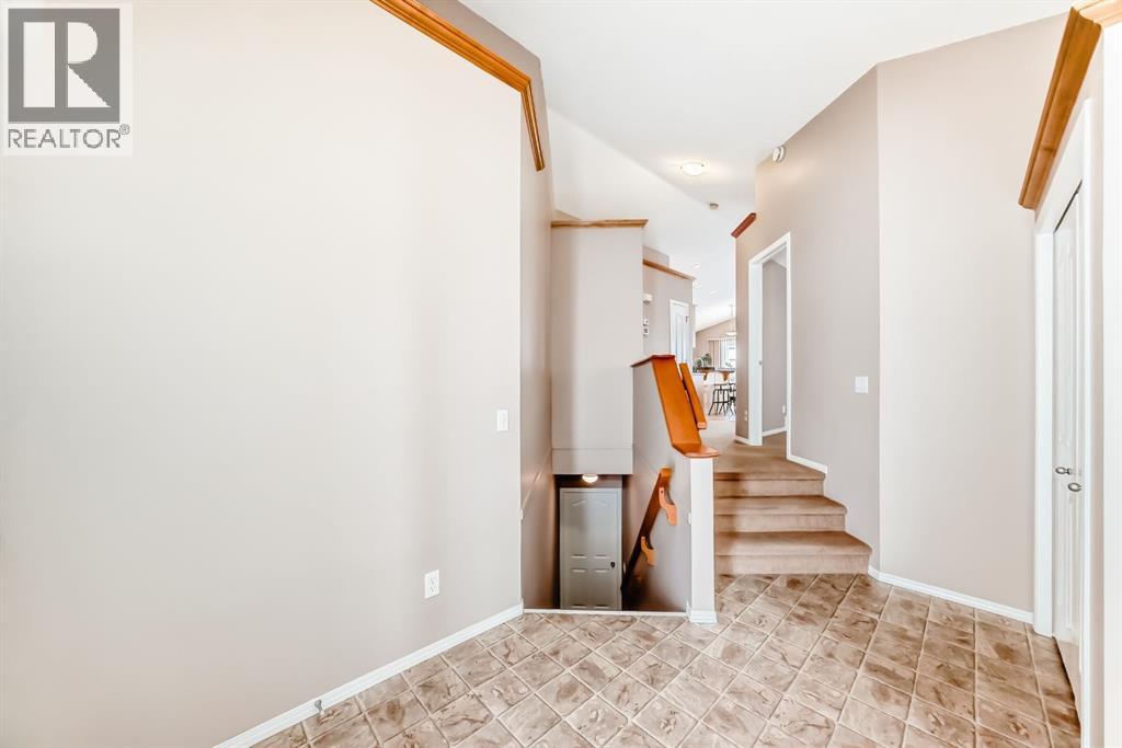 180 Coventry Hills Drive Ne, Calgary, Alberta  T3K 6H4 - Photo 6 - A2289708