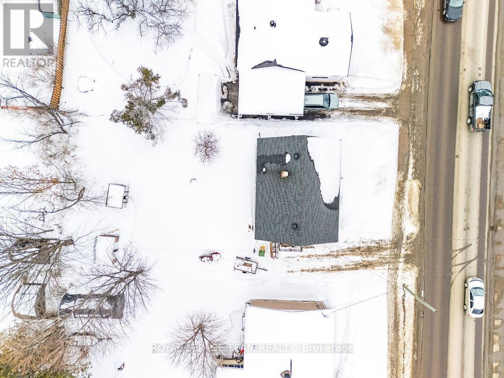 1120 Pembroke Street W, Pembroke, Ontario  K8A 5R5 - Photo 8 - X12837164