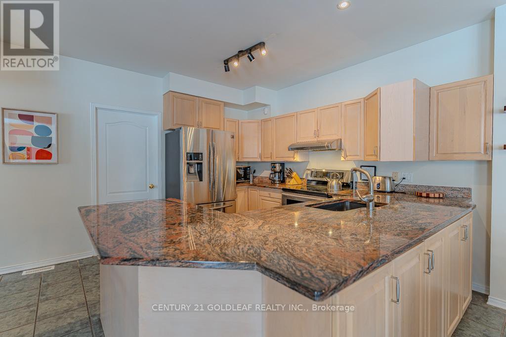 1075 North River Road, Ottawa, Ontario  K1K 3V9 - Photo 15 - X12837124