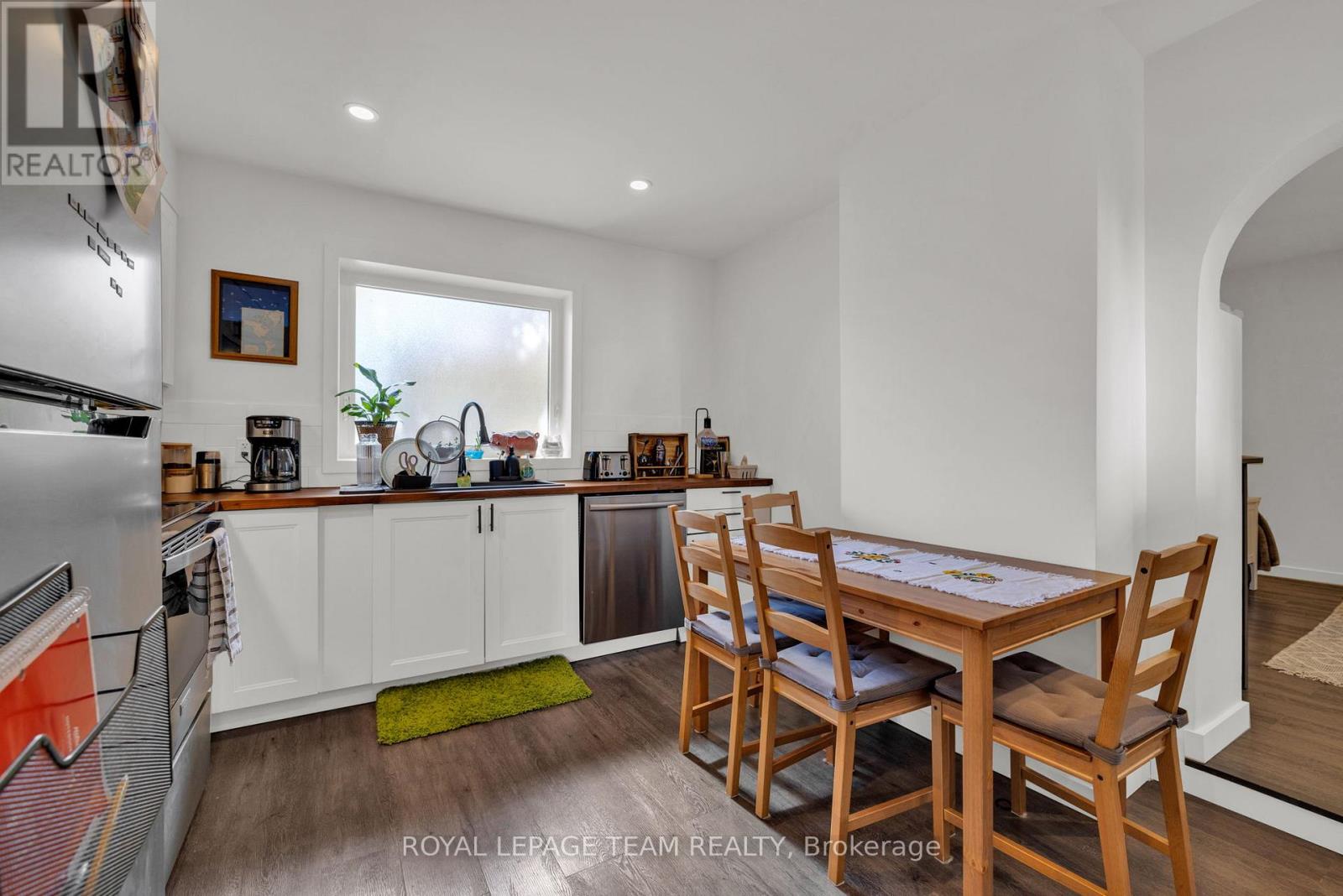 B - 325 Hinchey Avenue, Ottawa, Ontario  K1Y 1M1 - Photo 8 - X12837154