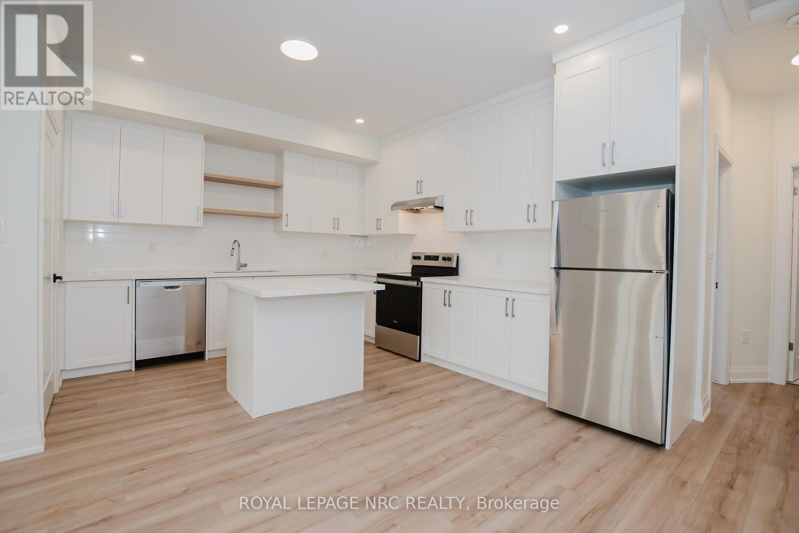 103a - 103 Southworth Street N, Welland, Ontario  L3B 1Y7 - Photo 17 - X12837108