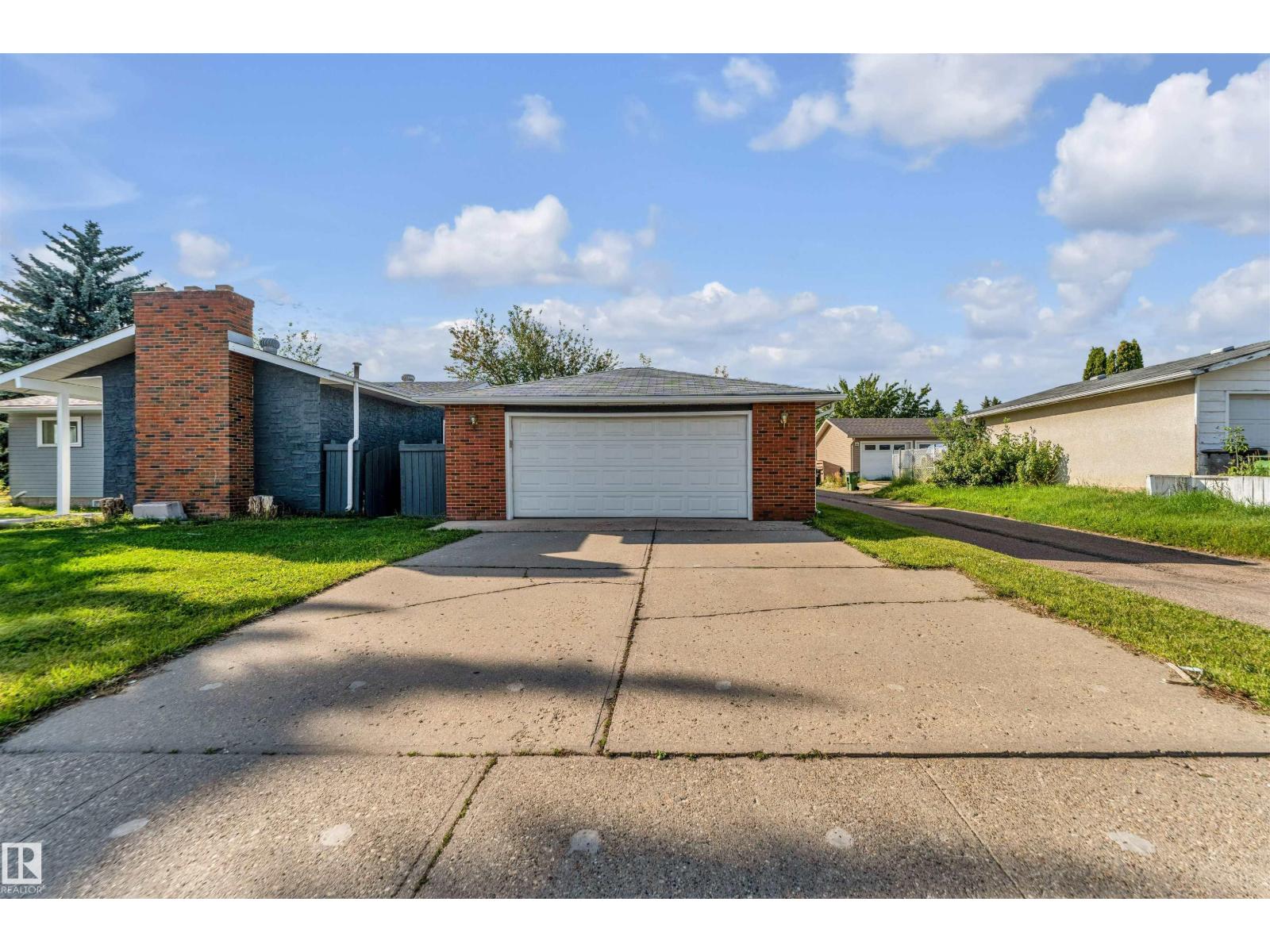 3508 84 ST NW, Edmonton, Alberta