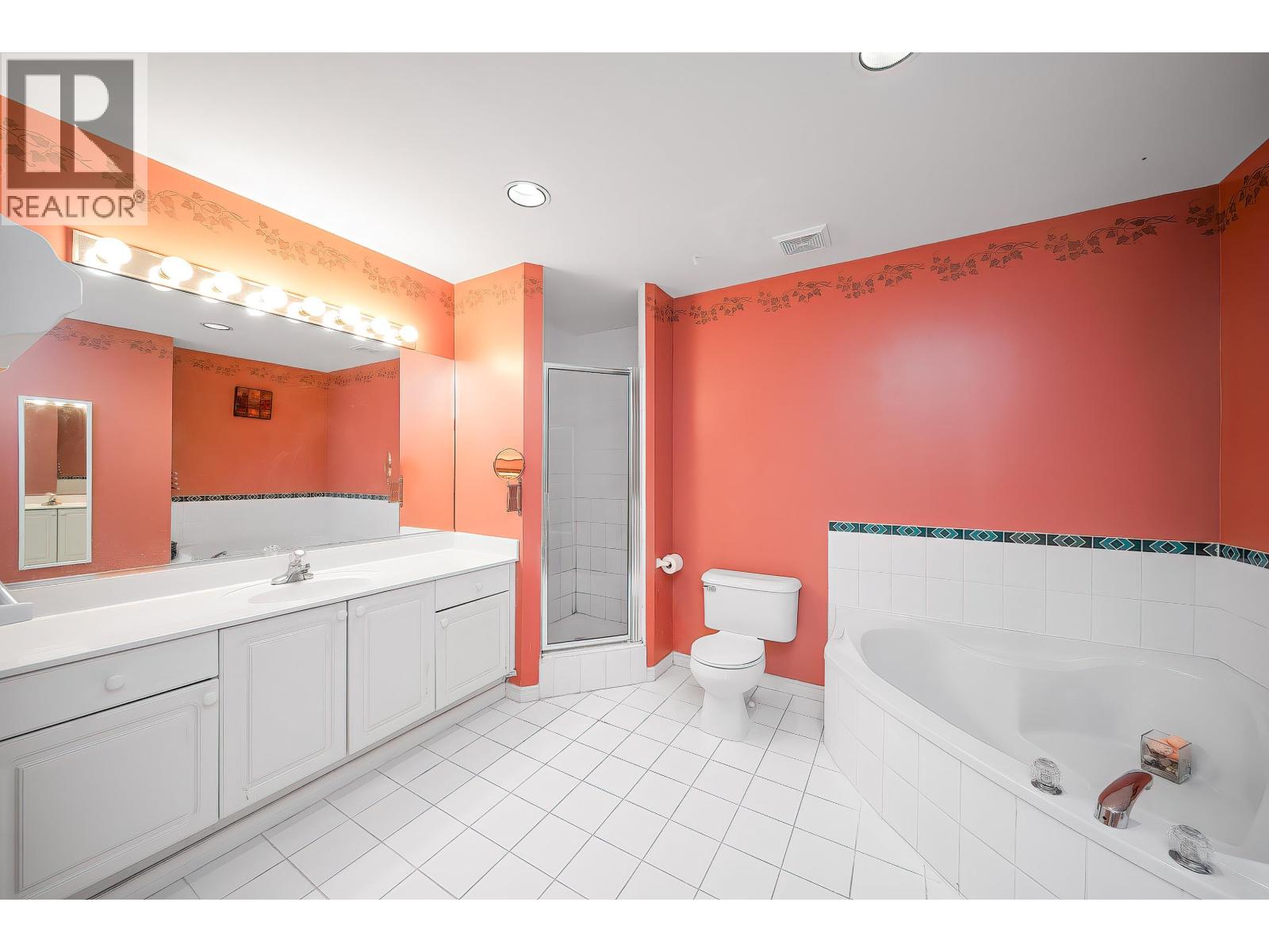 120 1685 Pinetree Way, Coquitlam, British Columbia  V3E 3A1 - Photo 27 - R3095205