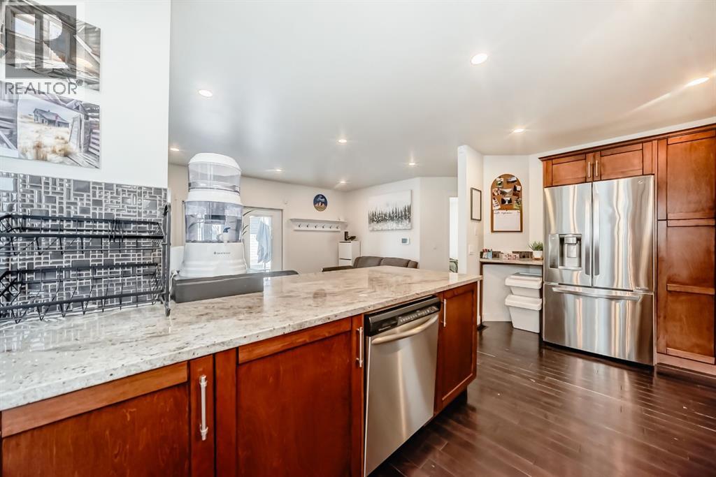 208 Woodbine Boulevard Sw, Calgary, Alberta  T2W 4K5 - Photo 15 - A2288115