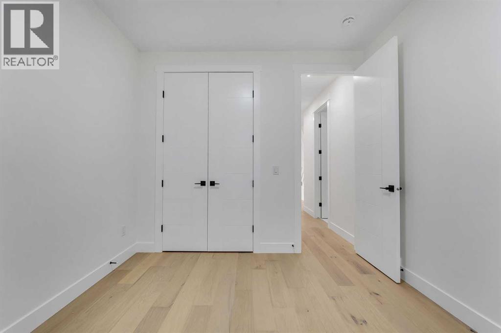 18 South Shore Road, Chestermere, Alberta  T1X 2Y4 - Photo 14 - A2288727