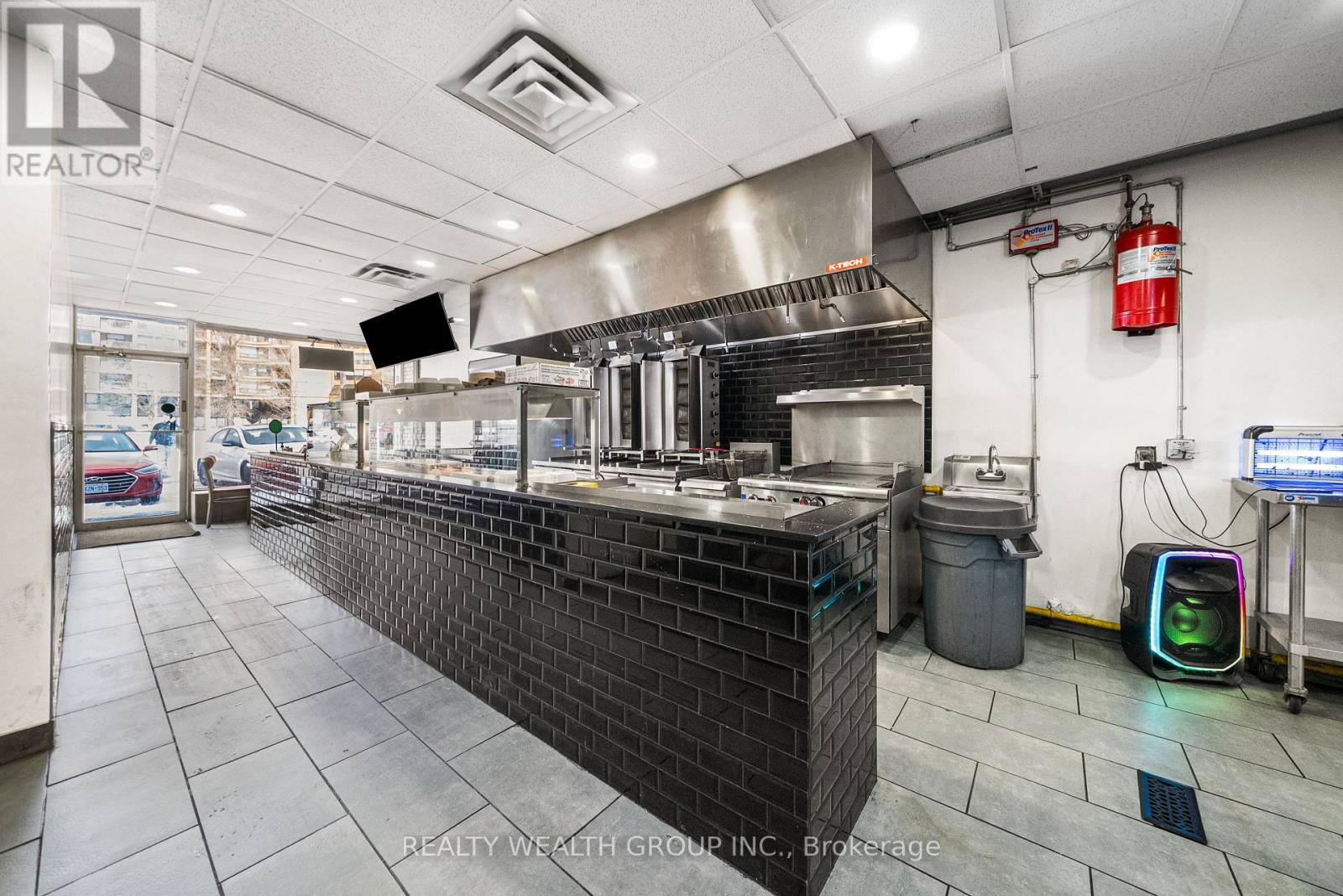 1837 Lawrence Avenue E, Toronto, Ontario  M1R 2Y3 - Photo 8 - E12837178