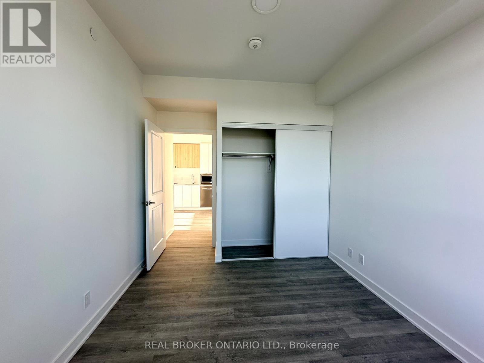 1902a - 30 Upper Mall Way, Vaughan, Ontario  L4J 0L7 - Photo 16 - N12837106