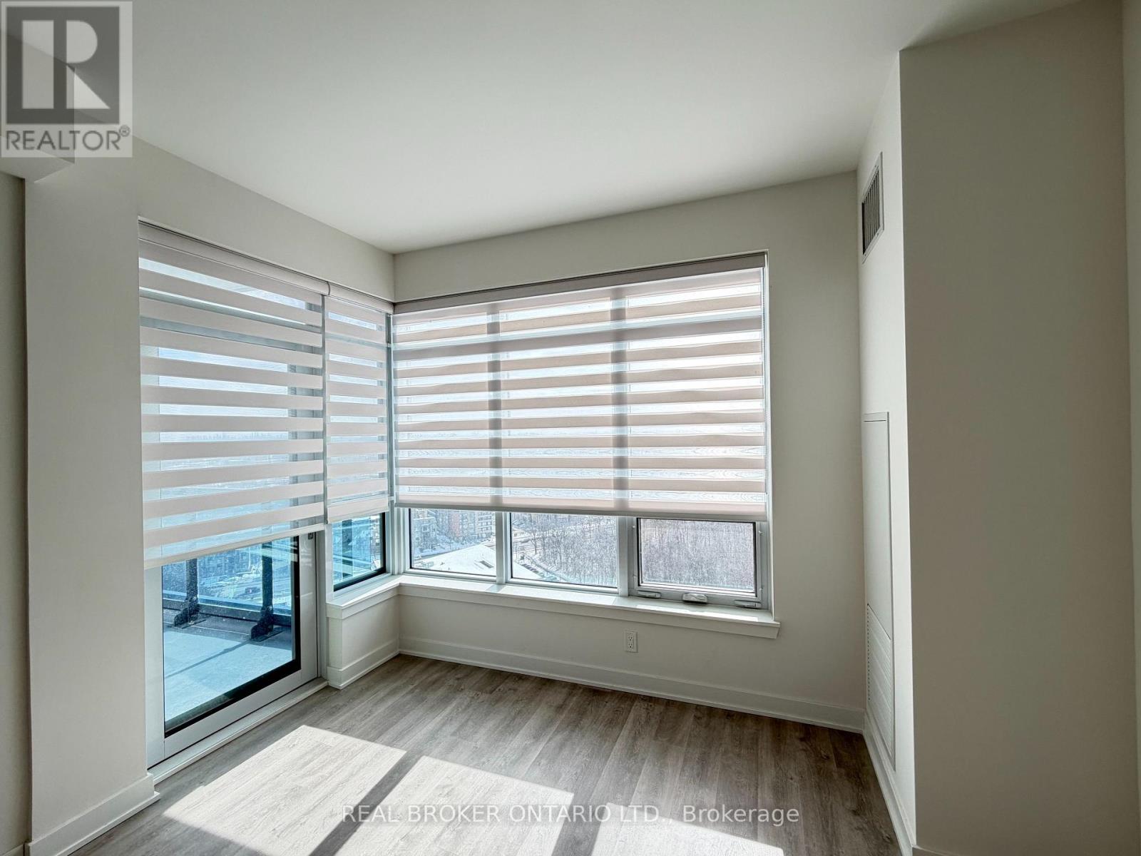 1902a - 30 Upper Mall Way, Vaughan, Ontario  L4J 0L7 - Photo 7 - N12837106