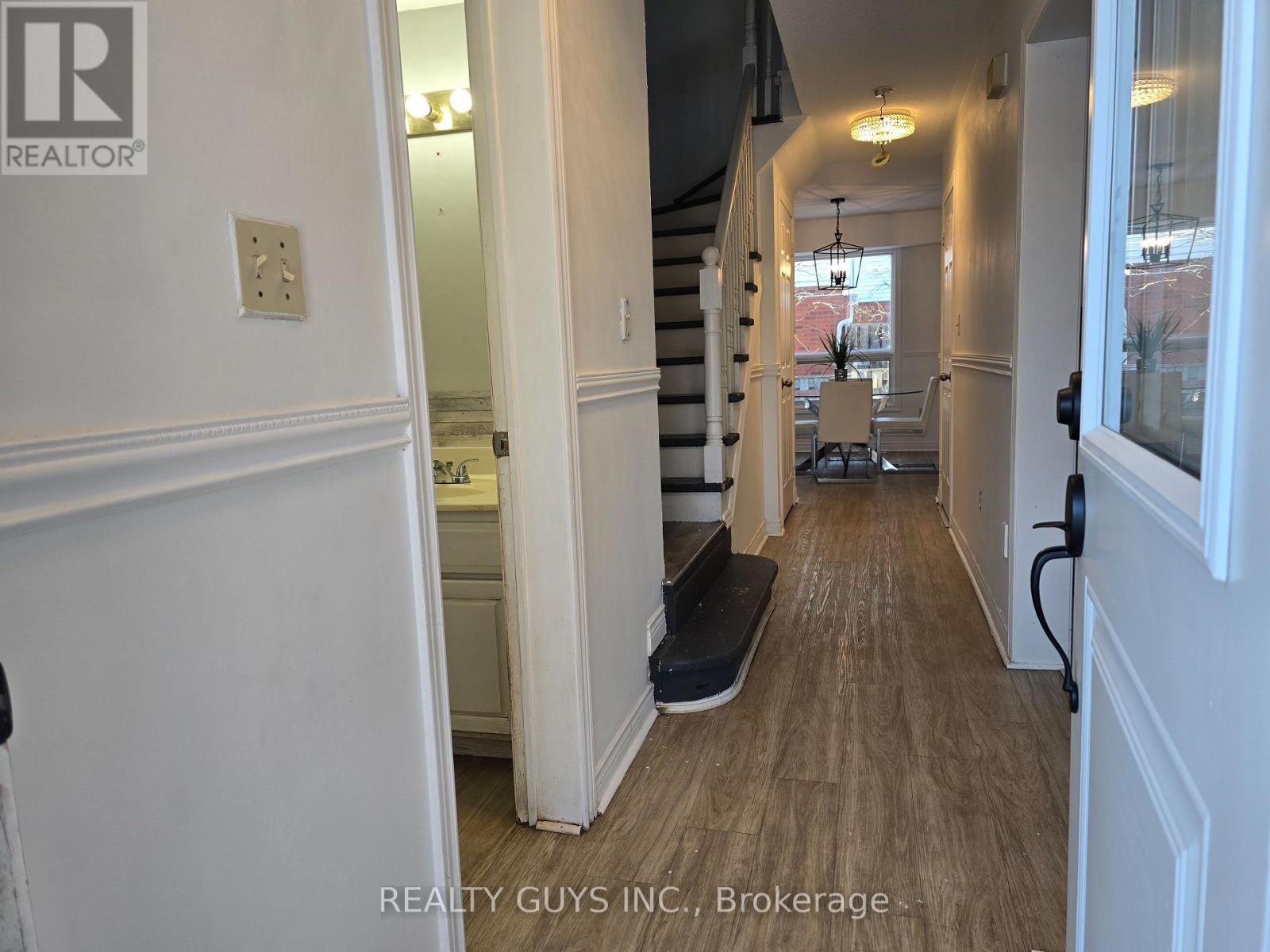 542 Westman Avenue, Peterborough, Ontario  K9K 2E6 - Photo 3 - X12774124