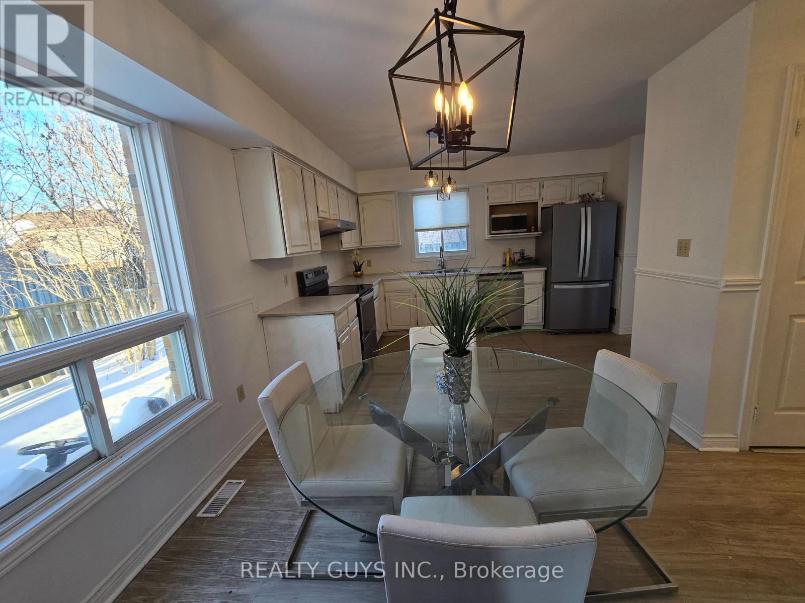 542 Westman Avenue, Peterborough, Ontario  K9K 2E6 - Photo 4 - X12774124