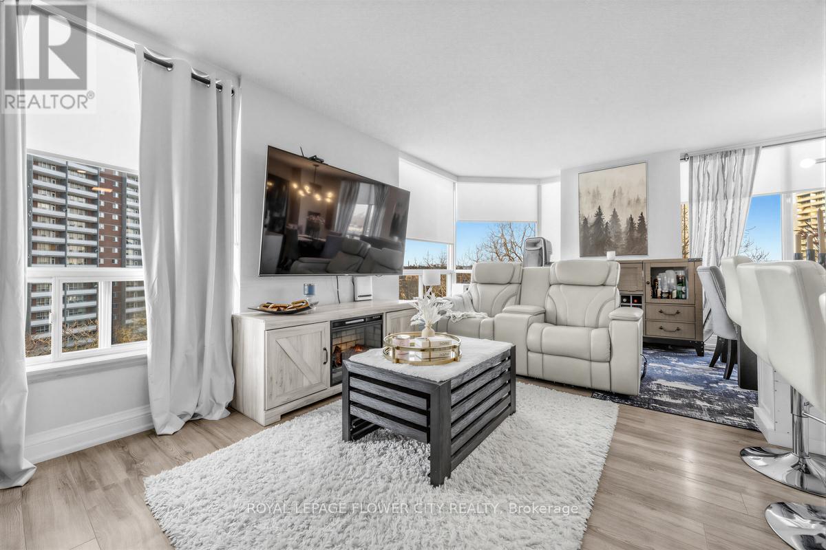 908 - 3 Hickory Tree Road, Toronto, Ontario  M9N 3W5 - Photo 2 - W12837128